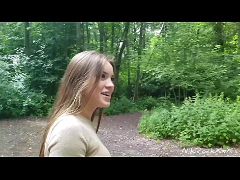 ❤️ Ik stelde Evelina foar dat wy op in iepenbier plak neuke! Se sei ja. Dan ik neukte har yn 'e kont en cum yn har mûle. Doe pikte se harsels. ❤️ Porno by ús fy.hellporno-com.ru